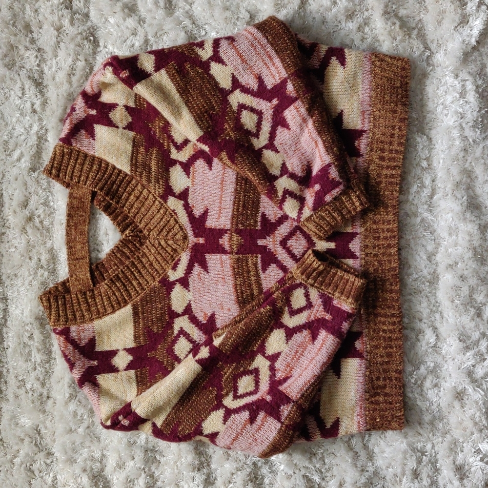 EUC Cropped knit sweater